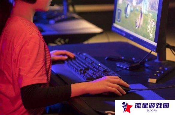 日本小学生靠直播生活宣布不上中学 父母表示很支持